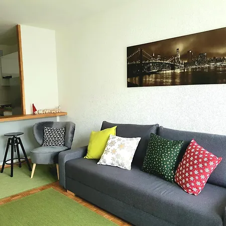 Wygodny Dwupokojowy Apartament Pomiedzy Lotniskiem A Centrum Warsaw Exterior photo
