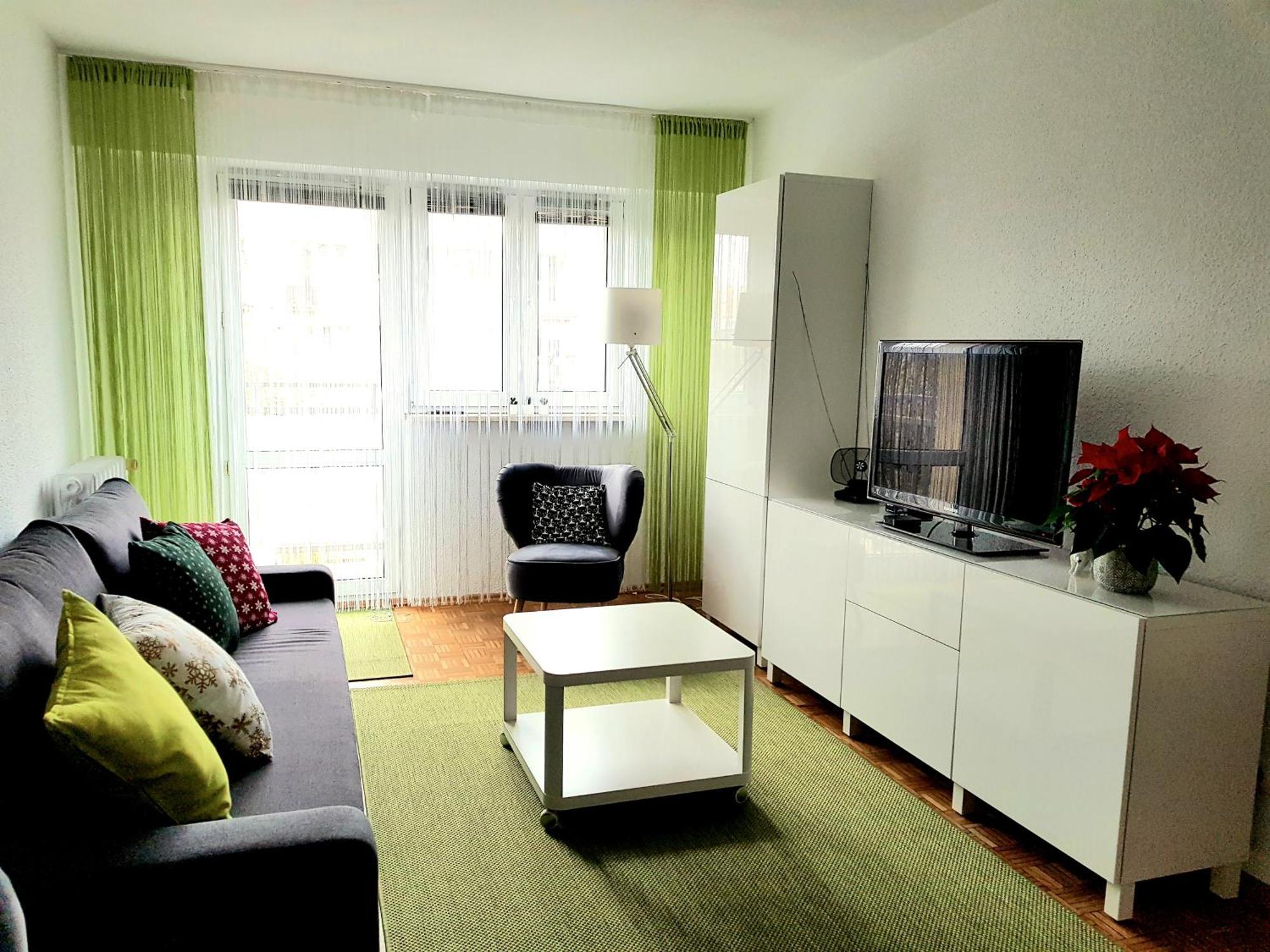 Wygodny Dwupokojowy Pomiedzy Lotniskiem A Centrum Apartment Warschau